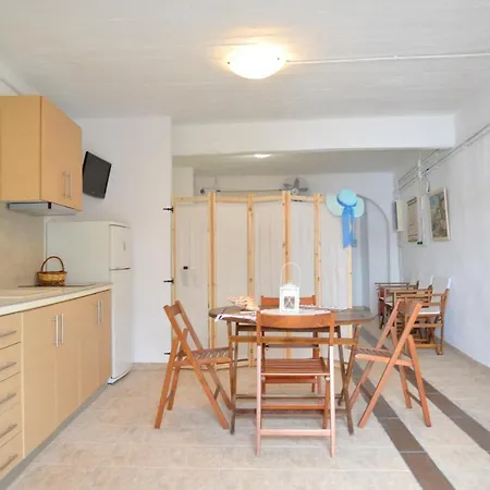 Апартаменты Milos Kardapis Ground Floor *