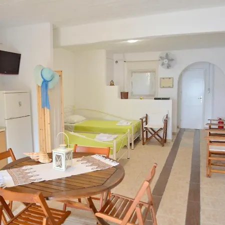 Апартаменты Milos Kardapis Ground Floor Klima (Milos)